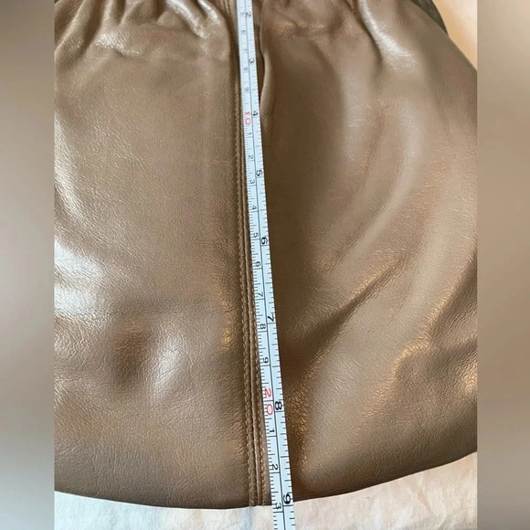 Vintage cabrelli Canada leather  clutch - Picture 8 of 9